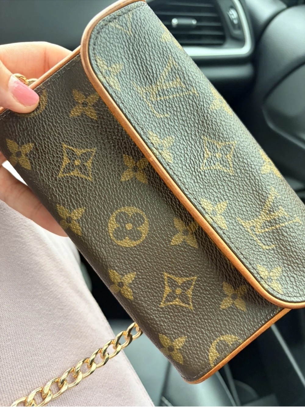Louis Vuitton Florentine Belt Bag